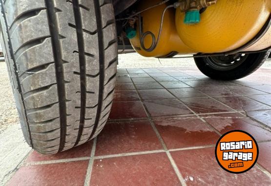 Utilitarios - Peugeot Kangoo express confort 2015 GNC  - En Venta