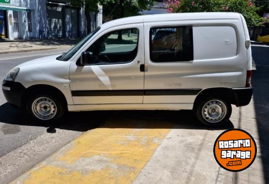 Utilitarios - Chevrolet Berlingo 2017 Diesel 180000Km - En Venta