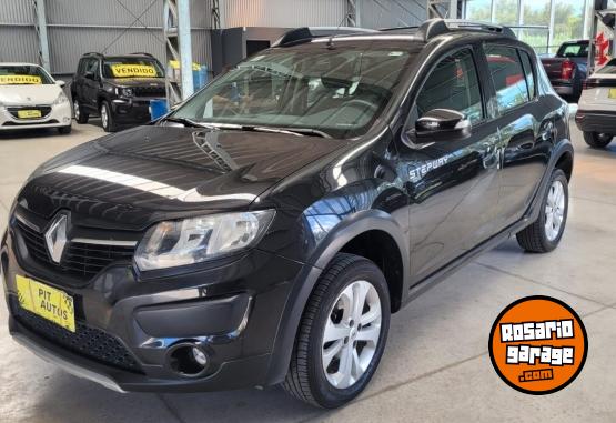 Autos - Renault SANDERO STEPWAY 2015 Nafta 210000Km - En Venta