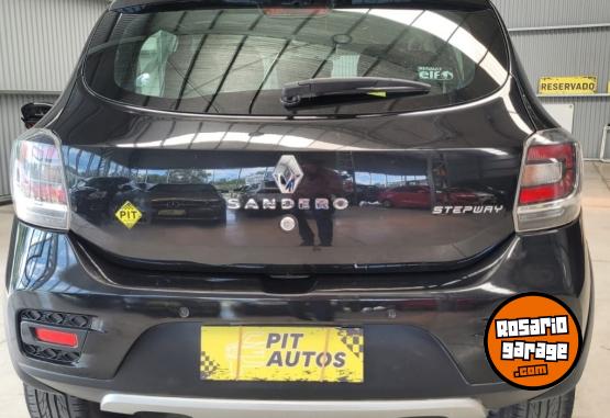 Autos - Renault SANDERO STEPWAY 2015 Nafta 210000Km - En Venta
