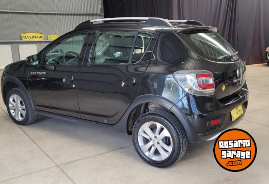 Autos - Renault SANDERO STEPWAY 2015 Nafta 210000Km - En Venta