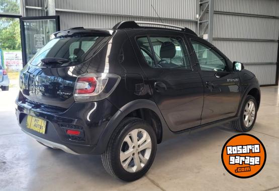 Autos - Renault SANDERO STEPWAY 2015 Nafta 210000Km - En Venta