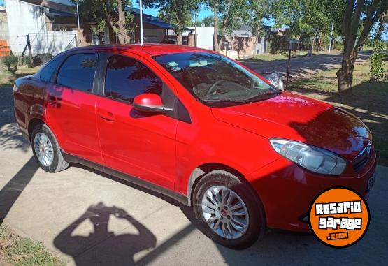 Autos - Fiat Grand siena 2015 GNC 159000Km - En Venta