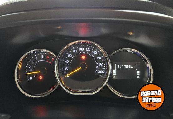 Utilitarios - Renault Kangoo II Express - EMOTI 2022 Nafta 117000Km - En Venta