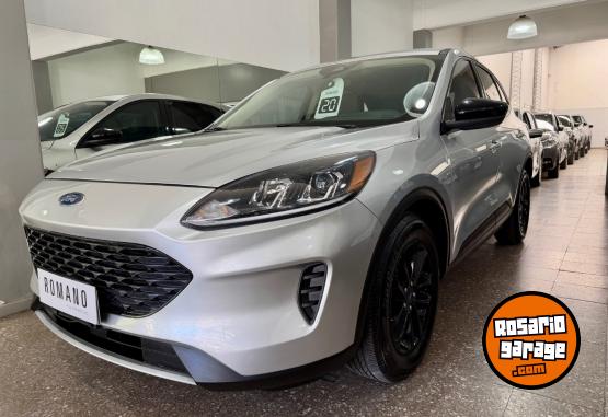 Camionetas - Ford Kuga H�brida 2.5 SE 2020 Electrico / Hibrido 82000Km - En Venta