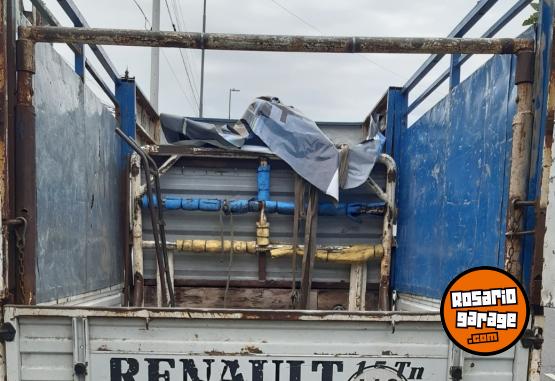 Utilitarios - Renault Rodeo 2002 Diesel 300000Km - En Venta