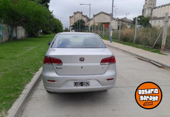 Autos - Fiat Siena 2012 GNC 110000Km - En Venta