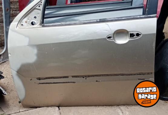 Accesorios para Autos - puerta delantera izquierda focus linea vieja - En Venta