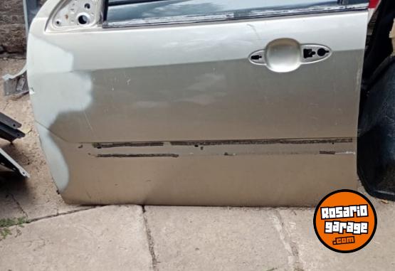 Accesorios para Autos - puerta delantera izquierda focus linea vieja - En Venta