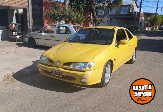 Autos - Renault Megane 1998 Nafta 260000Km - En Venta