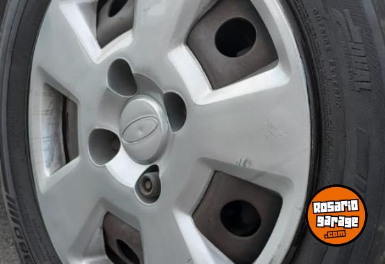 Autos - Ford Fiesta ambiente 2008 Nafta 194600Km - En Venta