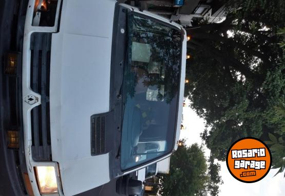 Utilitarios - Renault Trafic 2002 Diesel 300000Km - En Venta