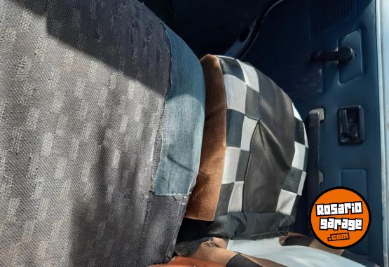 Utilitarios - Renault Trafic 2002 Diesel 300000Km - En Venta