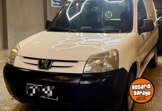 Utilitarios - Peugeot Partner 2016 Nafta 108000Km - En Venta