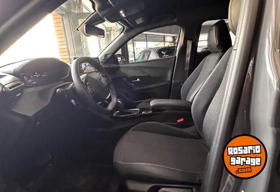 Autos - Peugeot 2008 2025 Nafta 9000Km - En Venta