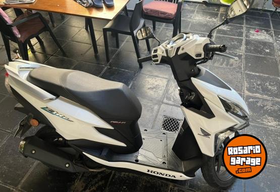 Motos - Honda NEW ELITE 2018 Nafta 18000Km - En Venta