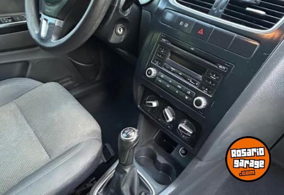 Autos - Volkswagen Fox 2012 Nafta 165000Km - En Venta