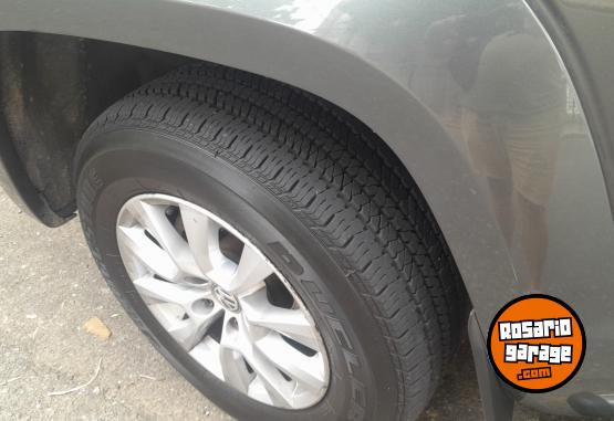 Camionetas - Volkswagen Amarok Confortline 4x4 dc 2017 Diesel 160000Km - En Venta