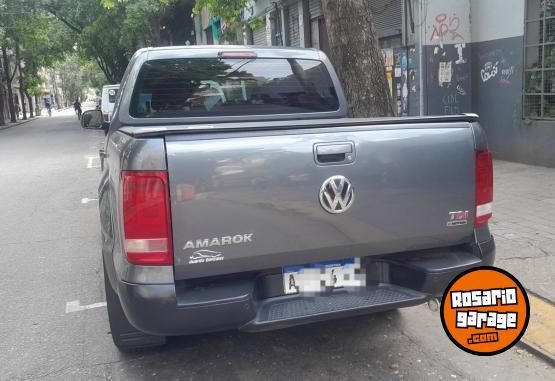 Camionetas - Volkswagen Amarok Confortline 4x4 dc 2017 Diesel 160000Km - En Venta