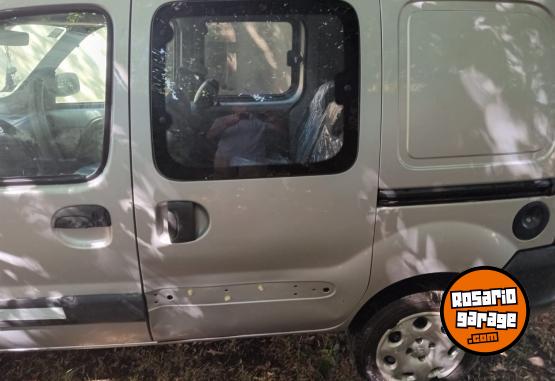 Utilitarios - Renault KANGOO 2013 Diesel 150000Km - En Venta