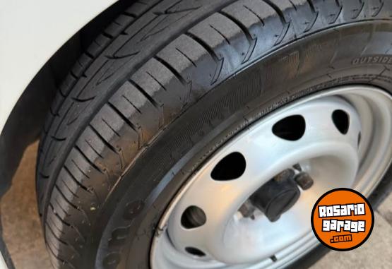 Utilitarios - Fiat fiorino 2015 GNC 150000Km - En Venta