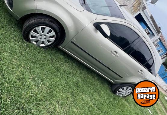 Autos - Chevrolet Agile 2010 Nafta 270000Km - En Venta