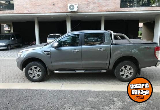 Camionetas - Ford Ranger XLT 3.2 4X4 2015 Diesel 270000Km - En Venta