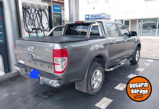 Camionetas - Ford Ranger XLT 3.2 4X4 2015 Diesel 270000Km - En Venta