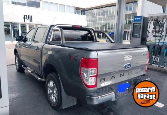 Camionetas - Ford Ranger XLT 3.2 4X4 2015 Diesel 270000Km - En Venta
