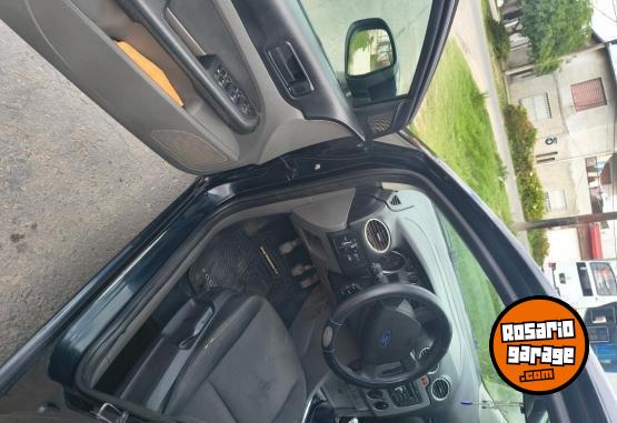 Autos - Ford Focus 2013 GNC 180000Km - En Venta