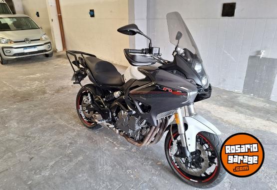 Motos - Benelli TNT 600 GT 2018 Nafta 11420Km - En Venta