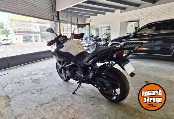 Motos - Benelli TNT 600 GT 2018 Nafta 11420Km - En Venta
