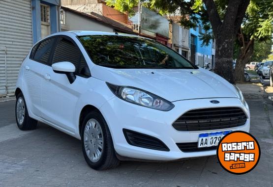 Autos - Ford Fiesta 2016 Nafta 130000Km - En Venta