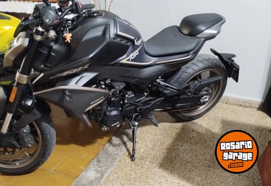 Motos - CF 800 nk 2025 Nafta 111111Km - En Venta