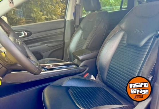 Camionetas - Jeep Commander Limited 2.0 TDI 2023 Diesel 48000Km - En Venta