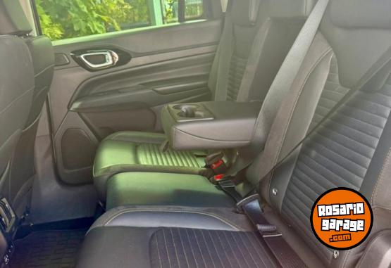 Camionetas - Jeep Commander Limited 2.0 TDI 2023 Diesel 48000Km - En Venta