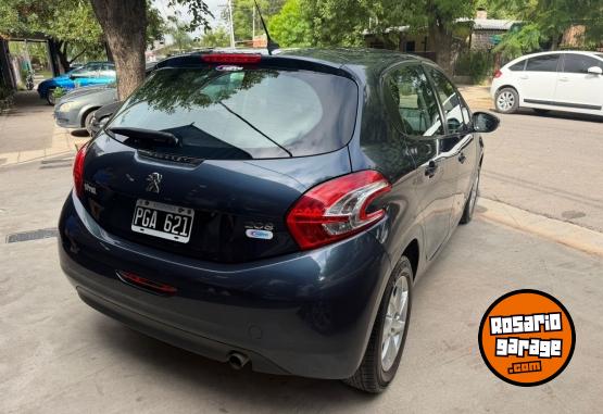 Autos - Peugeot 208 ALLUTE TOUCH 2016 Nafta 114300Km - En Venta