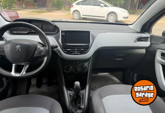 Autos - Peugeot 208 ALLUTE TOUCH 2016 Nafta 114300Km - En Venta