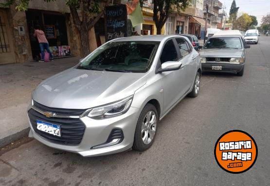 Autos - Chevrolet Onix 2020 Nafta 90000Km - En Venta