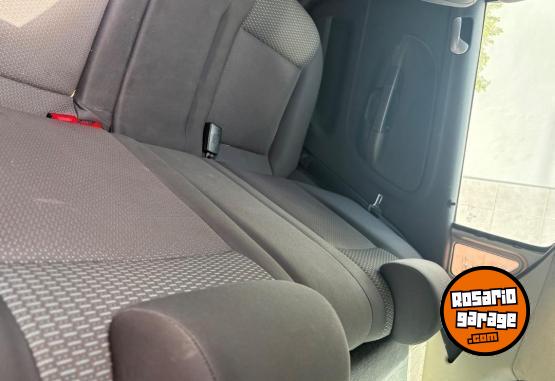 Autos - Volkswagen Gol Trend 2011 GNC 160000Km - En Venta