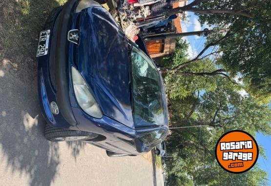 Autos - Peugeot 206 2004 Nafta 192400Km - En Venta