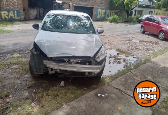 Autos - Fiat Grand siena 2013 GNC 1Km - En Venta