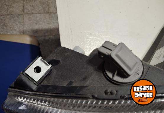 Accesorios para Autos - Opticas de peugeot 206 a rayas - En Venta