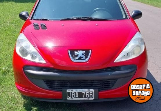 Autos - Peugeot 207 2010 Nafta 150000Km - En Venta