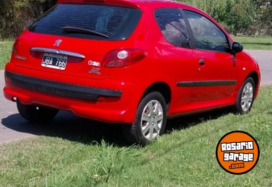 Autos - Peugeot 207 2010 Nafta 150000Km - En Venta