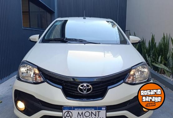 Autos - Toyota etios xls 2020 Nafta 45000Km - En Venta