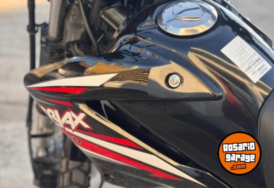 Motos - Corven TRIAX 150 2019 Nafta 10000Km - En Venta