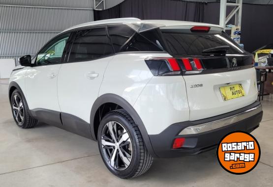 Autos - Peugeot 3008 ALLURE 2021 Nafta 97000Km - En Venta