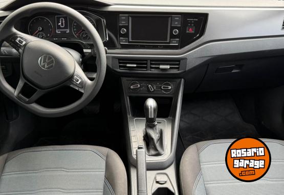 Autos - Volkswagen Nivus 2021 Nafta 77000Km - En Venta