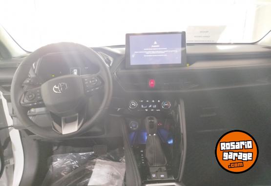 Autos - Toyota YARIS CROSS SEG H�BRIDA 2026 Electrico / Hibrido 0Km - En Venta